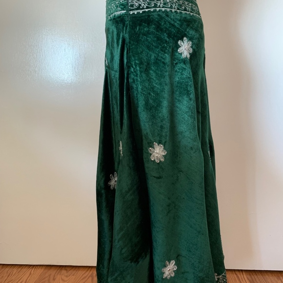 Rayon Velvet Skirt with Metallic Silver Embroidery - Picture 7 of 8